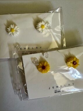 Sunflower Stud Earrings Set of 2